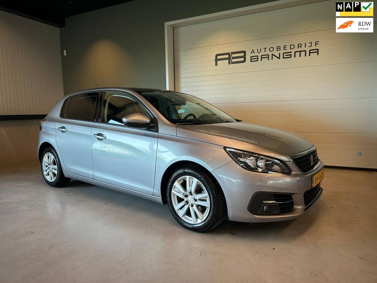 Peugeot 308 Peugeot 308 1.2 PureTech BLUE LEASE EXECUTIVE|CLIMA AIRCO|NAVIGATIE|APPLE CARPLAY+ANDROID|PANORAMADAK|LM-VELG|CRUISECONTROL|ISOFIX
