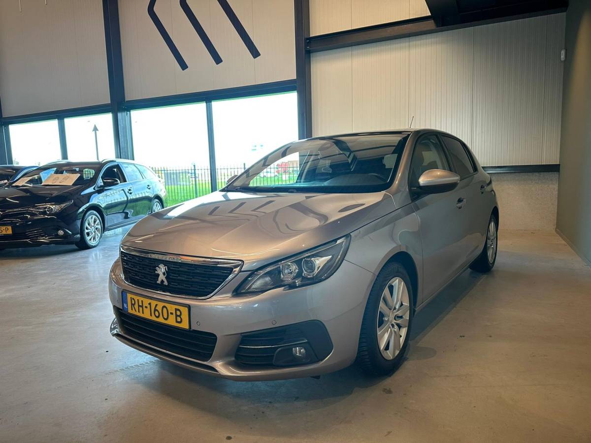 Peugeot 308 Peugeot 308 1.2 PureTech BLUE LEASE EXECUTIVE|CLIMA AIRCO|NAVIGATIE|APPLE CARPLAY+ANDROID|PANORAMADAK|LM-VELG|CRUISECONTROL|ISOFIX