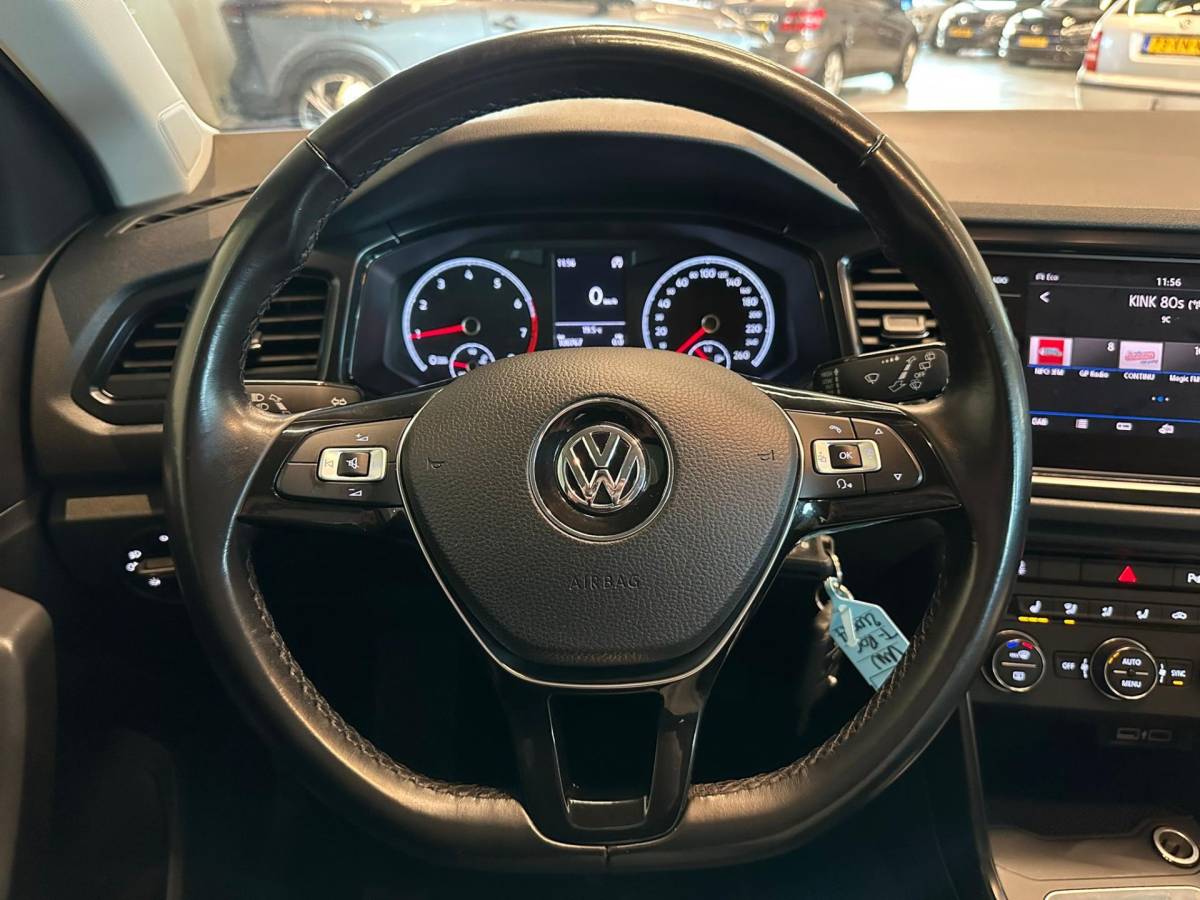 Volkswagen T-Roc Volkswagen T-Roc 1.0 TSI STYLE-uitv|CLIMA AIRCO|NAVIGATIE|CRUISE CONTROL|APPLE CARPLAY+ANDROID|ISOFIX|BLUETOOTH|LM-VELGEN|TREKHAAK