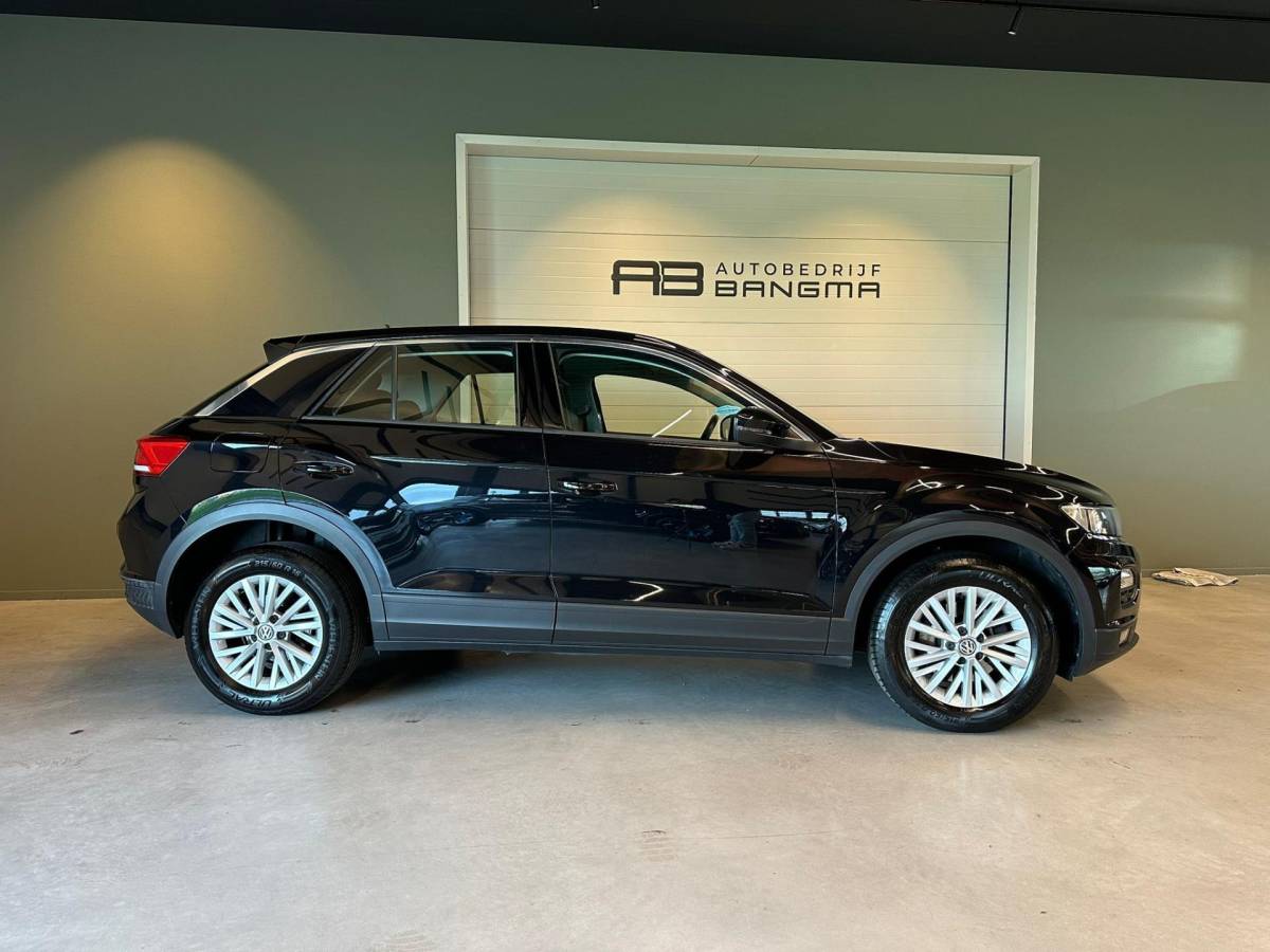 Volkswagen T-Roc Volkswagen T-Roc 1.0 TSI STYLE-uitv|CLIMA AIRCO|NAVIGATIE|CRUISE CONTROL|APPLE CARPLAY+ANDROID|ISOFIX|BLUETOOTH|LM-VELGEN|TREKHAAK