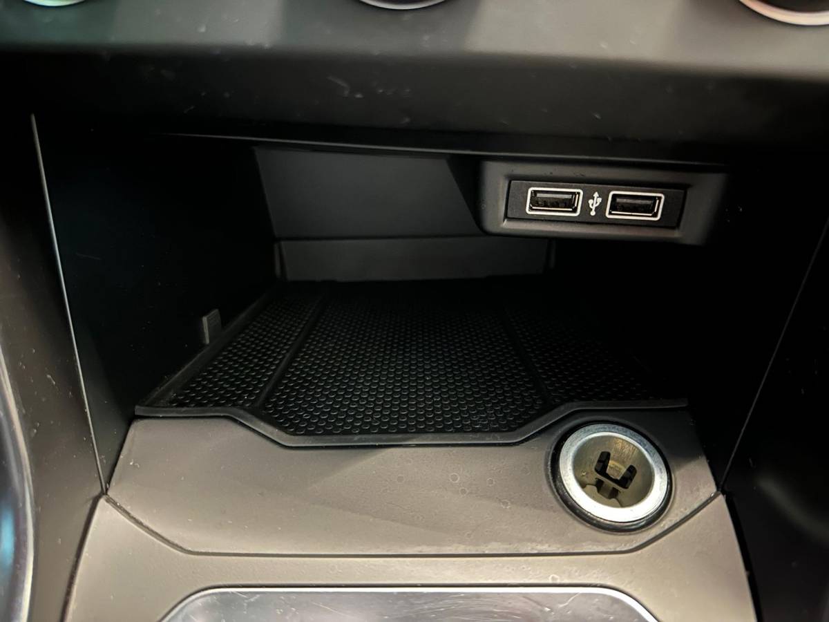 Volkswagen T-Roc Volkswagen T-Roc 1.0 TSI STYLE-uitv|CLIMA AIRCO|NAVIGATIE|CRUISE CONTROL|APPLE CARPLAY+ANDROID|ISOFIX|BLUETOOTH|LM-VELGEN|TREKHAAK