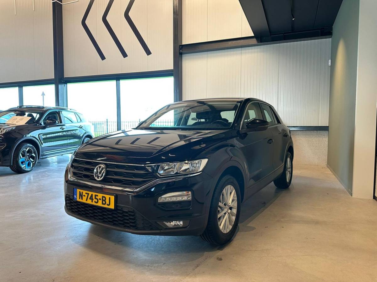 Volkswagen T-Roc Volkswagen T-Roc 1.0 TSI STYLE-uitv|CLIMA AIRCO|NAVIGATIE|CRUISE CONTROL|APPLE CARPLAY+ANDROID|ISOFIX|BLUETOOTH|LM-VELGEN|TREKHAAK