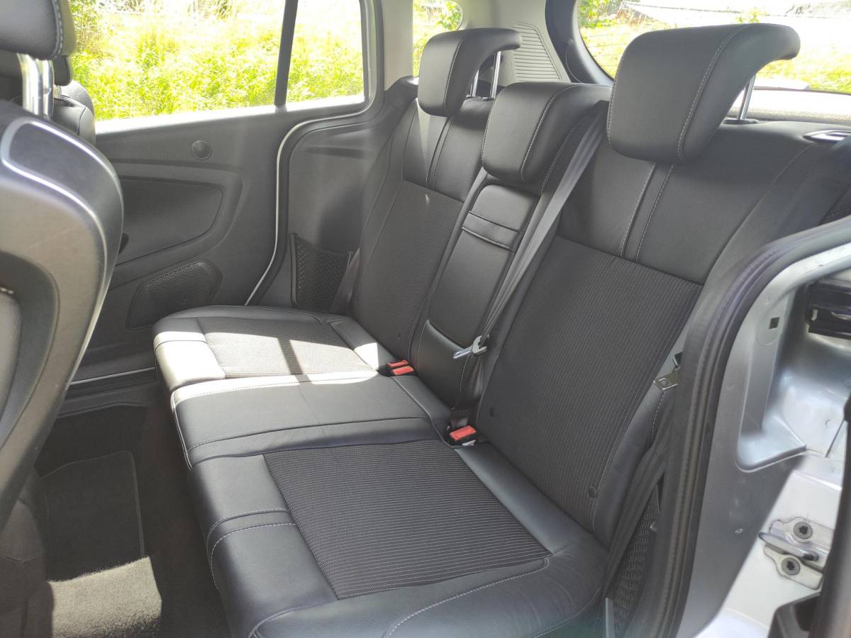 Ford B-MAX Ford B-Max 1.0 EB 100PK Titanium | NIEUWE DISTRIBUTIE | CLIMA | CRUISE | NAVI |