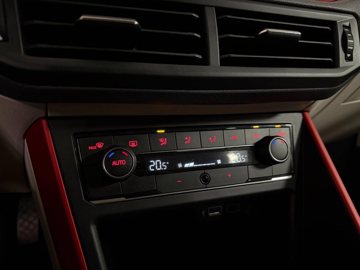 Volkswagen Polo Volkswagen Polo 1.0 TSI Beats *2de Eigenaar* Carplay|Climate|Adapt.Cruise|NAP