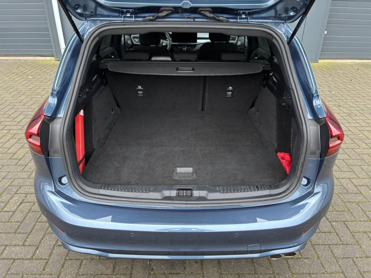 Ford Focus Ford Focus Wagon 1.0 EcoBoost Hybrid 125 PK ST-Line | NAVI | CARPLAY | WINTER PAKKET | 74000 KM!!!