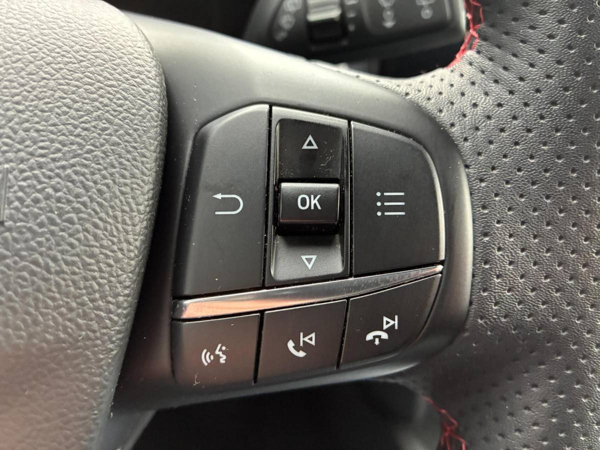 Ford Focus Ford Focus Wagon 1.0 EcoBoost Hybrid 125 PK ST-Line | NAVI | CARPLAY | WINTER PAKKET | 74000 KM!!!