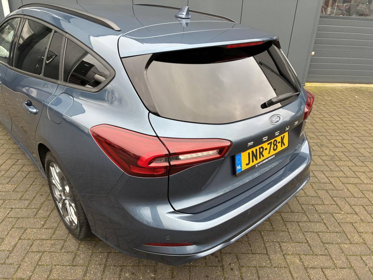 Ford Focus Ford Focus Wagon 1.0 EcoBoost Hybrid 125 PK ST-Line | NAVI | CARPLAY | WINTER PAKKET | 74000 KM!!!