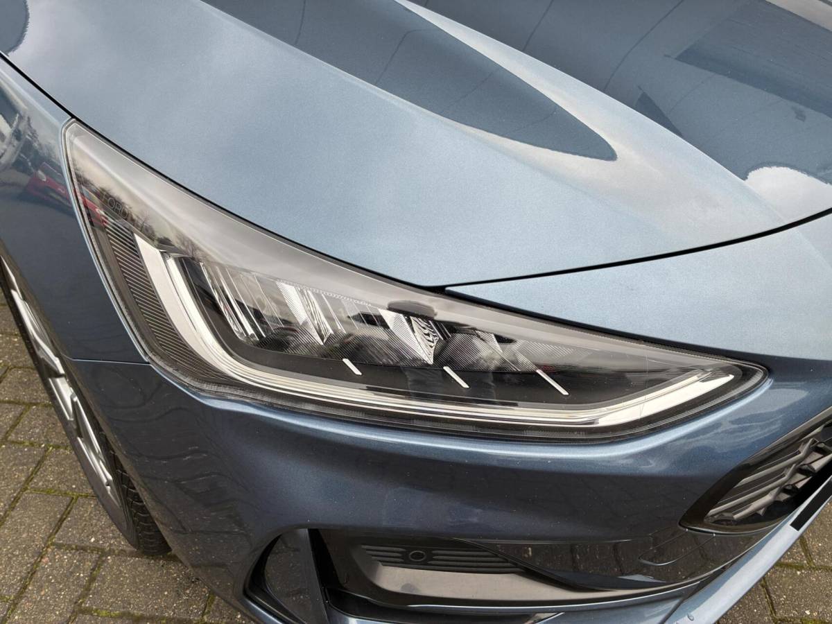 Ford Focus Ford Focus Wagon 1.0 EcoBoost Hybrid 125 PK ST-Line | NAVI | CARPLAY | WINTER PAKKET | 74000 KM!!!