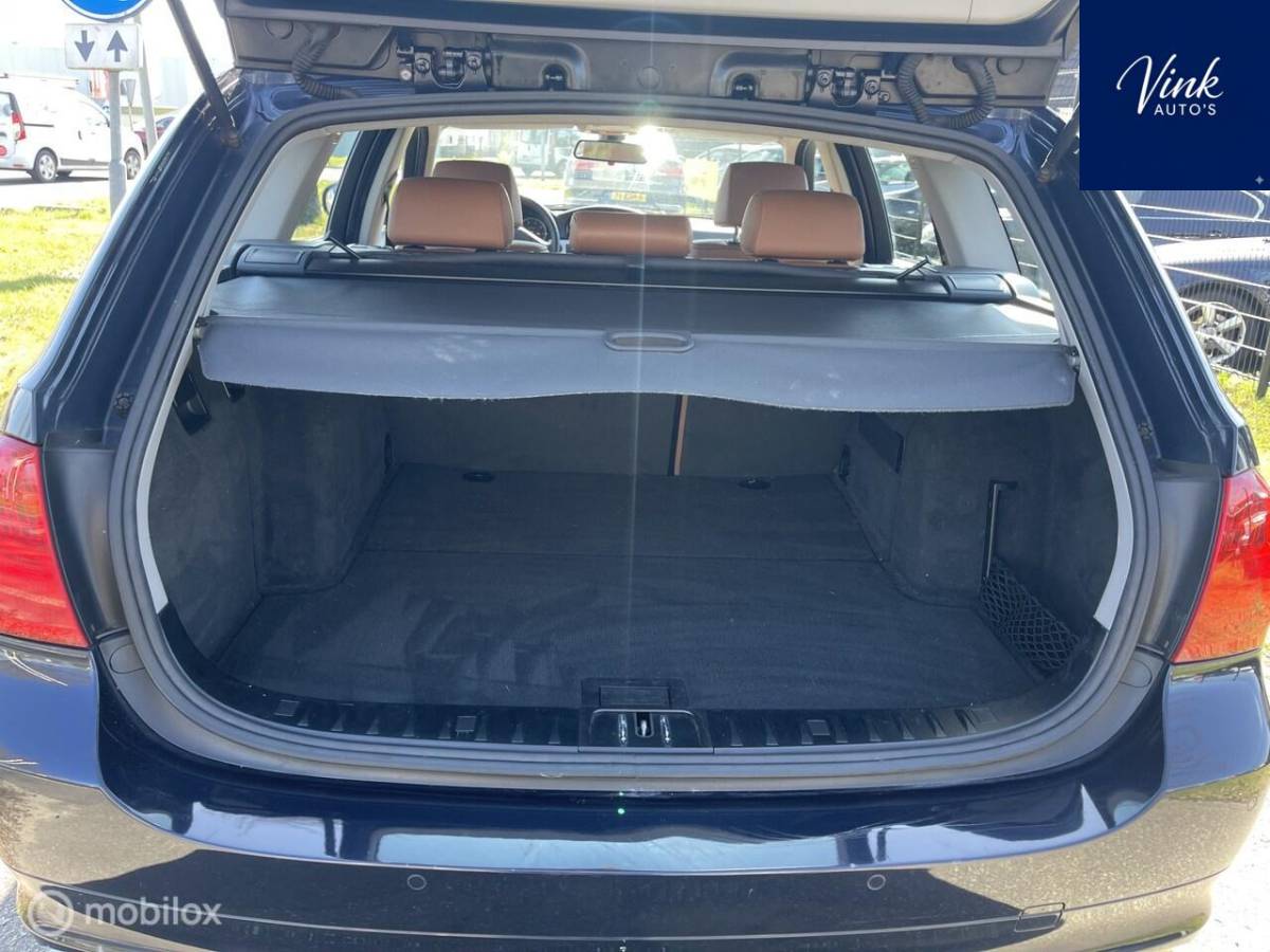 BMW 3 Serie BMW 3-serie Touring 316i Business Line Style | Navigatie | Lederen Bekleding | Xenon