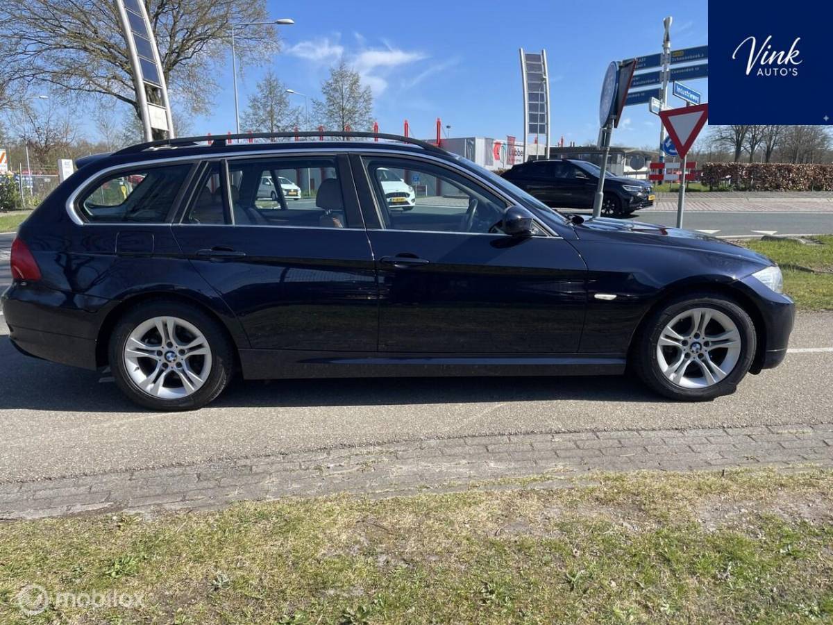 BMW 3 Serie BMW 3-serie Touring 316i Business Line Style | Navigatie | Lederen Bekleding | Xenon