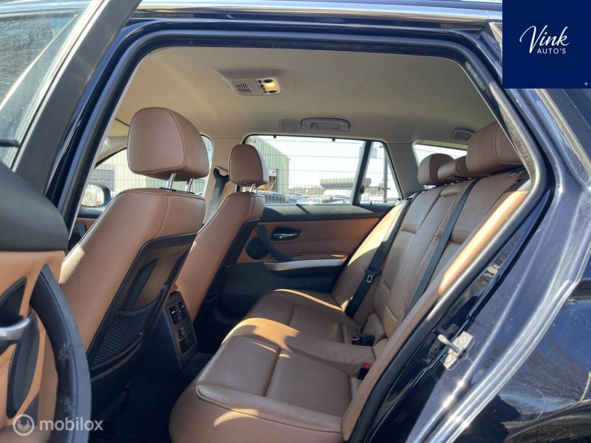 BMW 3 Serie BMW 3-serie Touring 316i Business Line Style | Navigatie | Lederen Bekleding | Xenon