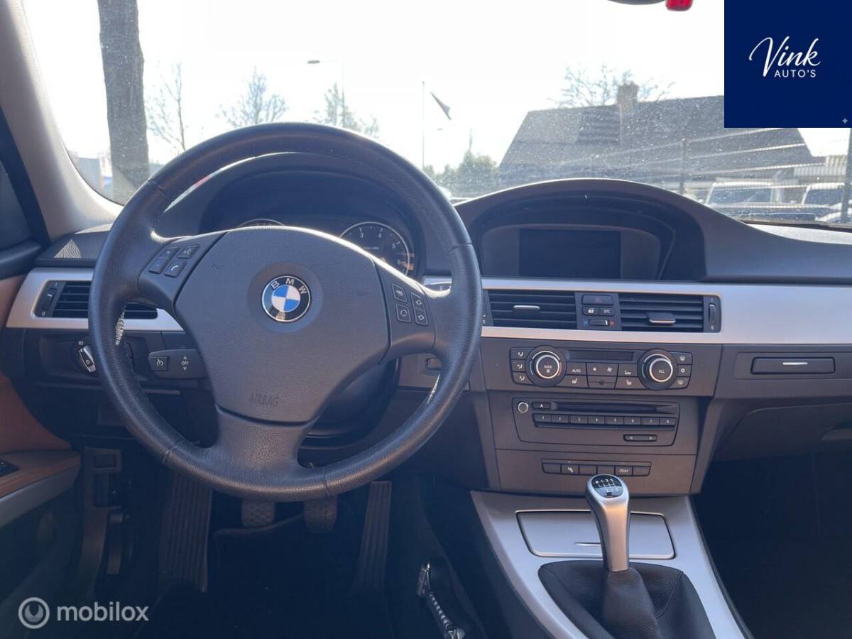 BMW 3 Serie BMW 3-serie Touring 316i Business Line Style | Navigatie | Lederen Bekleding | Xenon