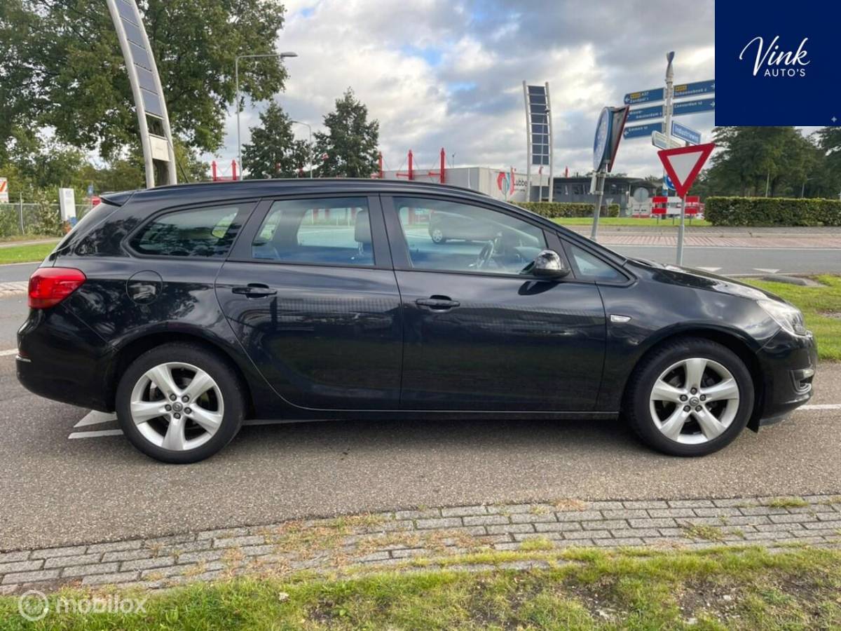 Opel Astra Opel Astra Sports Tourer 1.4 Turbo Edition | AUTOMAAT