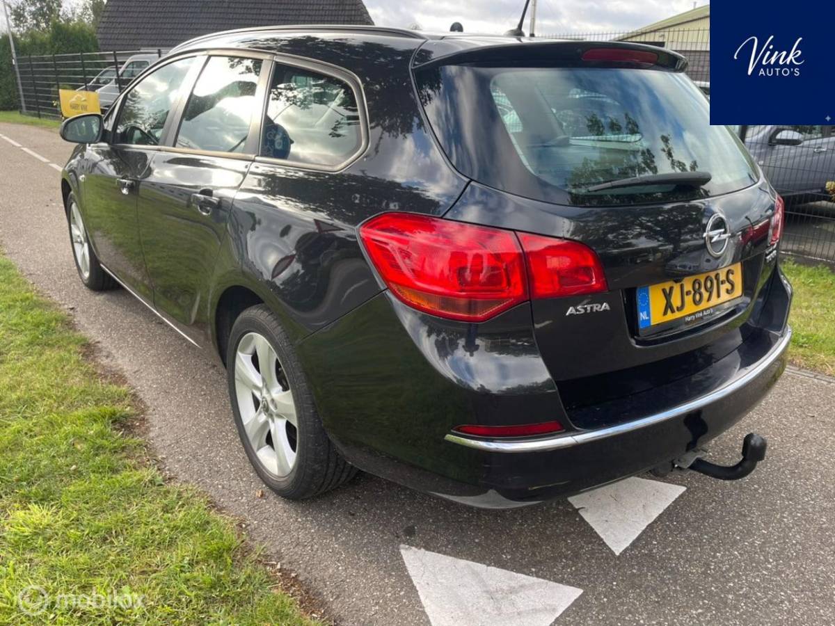 Opel Astra Opel Astra Sports Tourer 1.4 Turbo Edition | AUTOMAAT