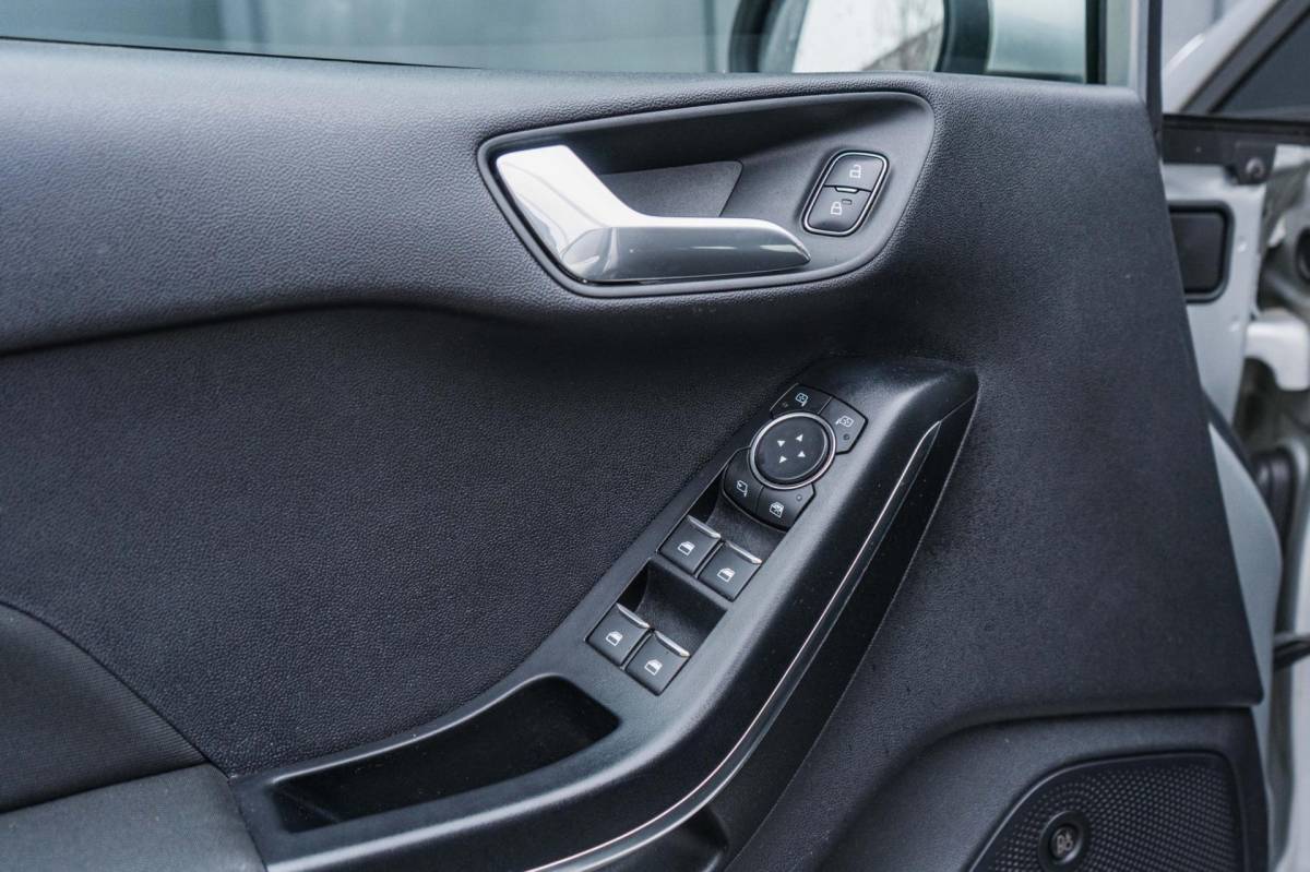 Ford Fiesta Ford Fiesta 1.0 EcoBoost Titanium / LED / B&O / Winter pack!