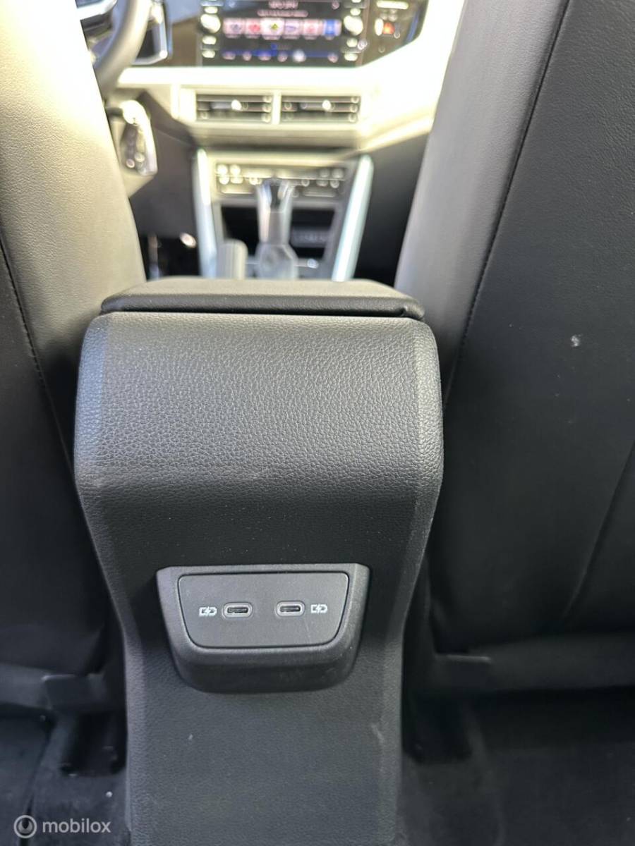 Volkswagen Taigo Volkswagen Taigo 1.0 TSI GOAL Edition 4400KM! NIEUW!!