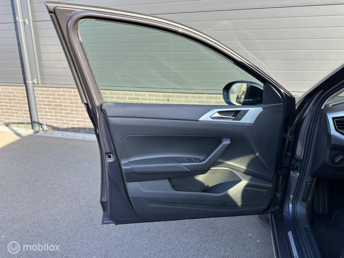 Volkswagen Taigo Volkswagen Taigo 1.0 TSI GOAL Edition 4400KM! NIEUW!!