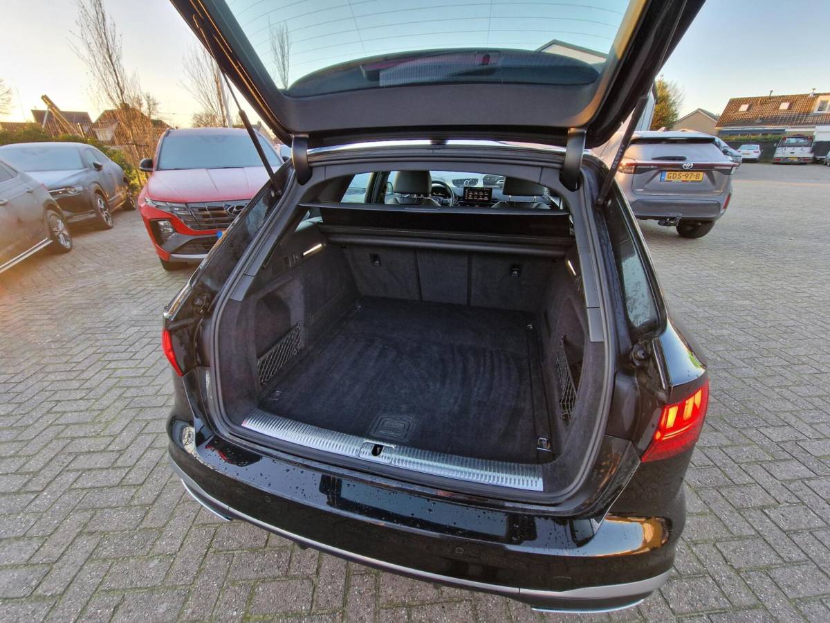 Audi A4 Audi A4 Avant 35 TFSI S edition|automaat|eerste-eigenaar|LED|S-line