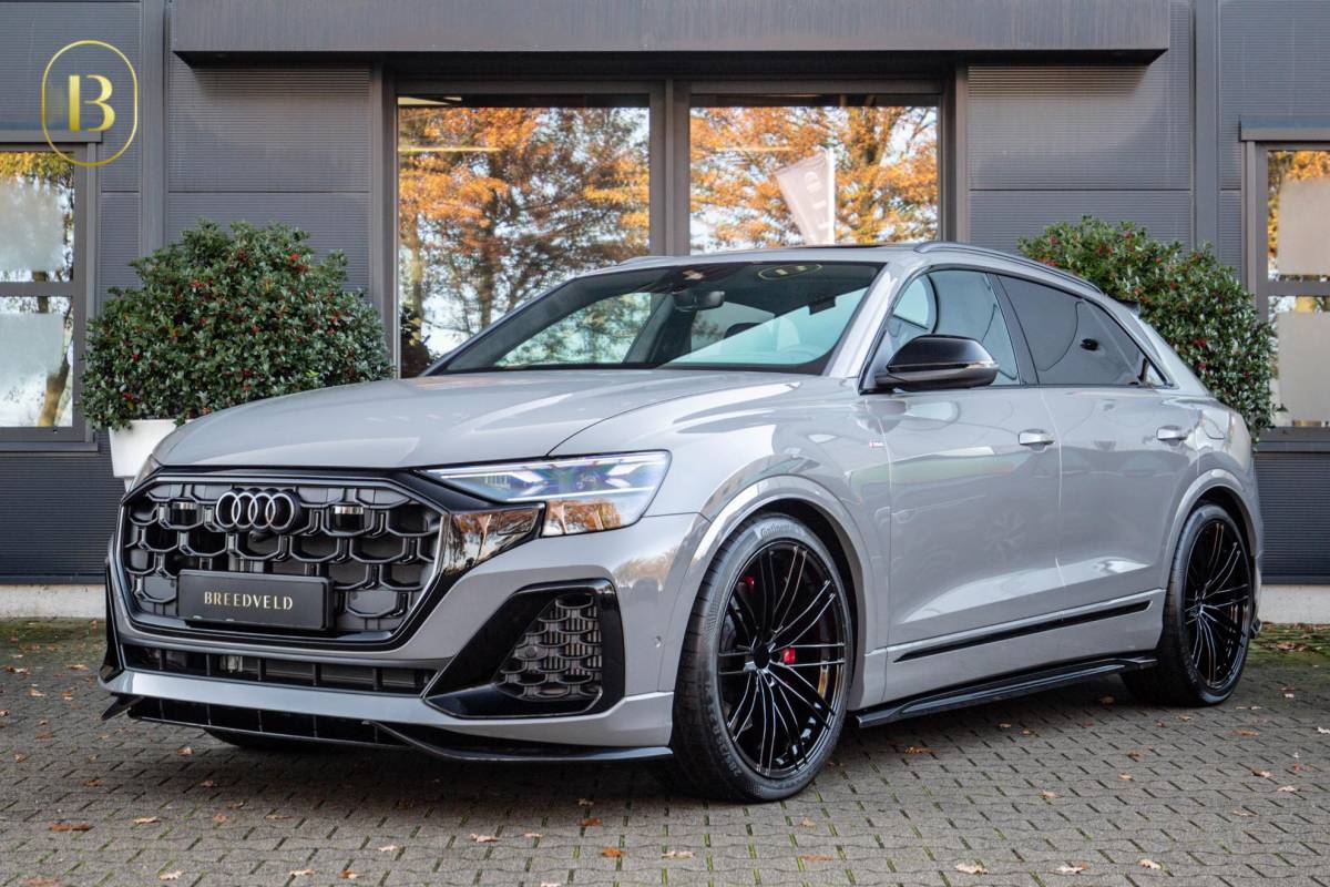 Audi Q8 Audi Q8 60 TFSI e Competition 490pk, Nardo, Full-options 2026