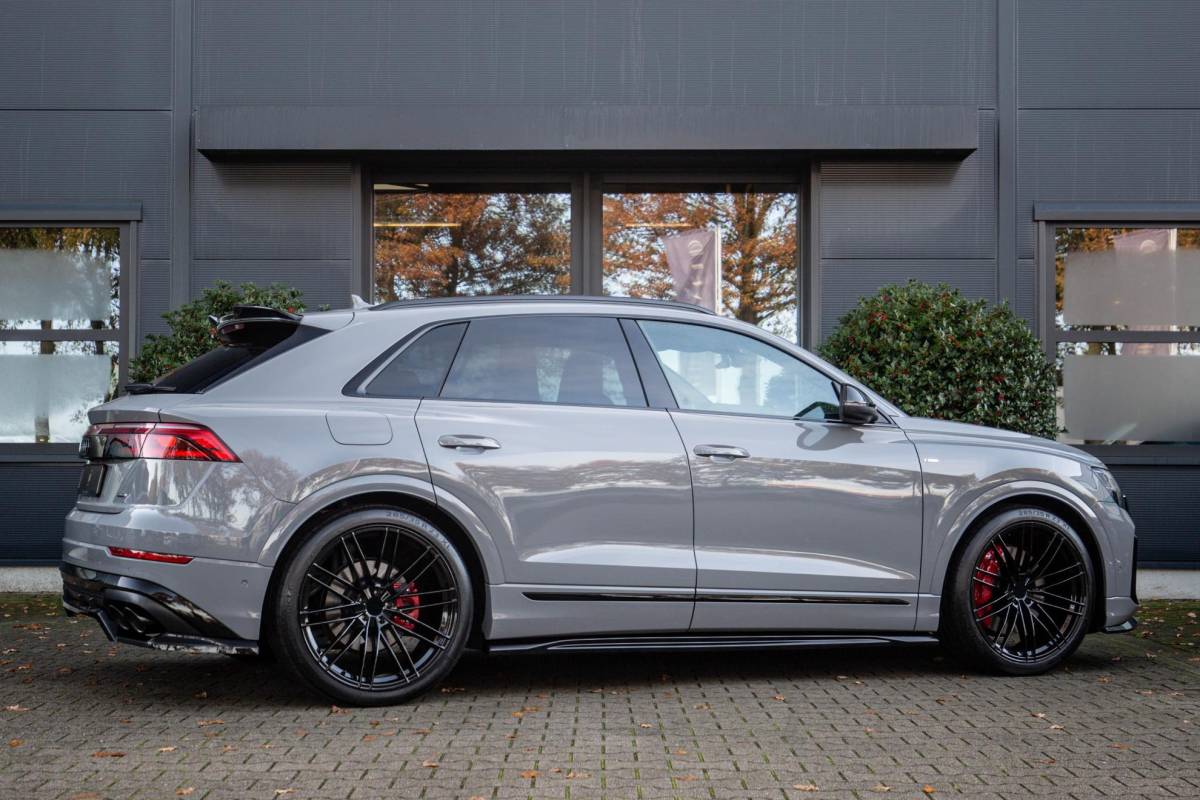 Audi Q8 Audi Q8 60 TFSI e Competition 490pk, Nardo, Full-options 2026