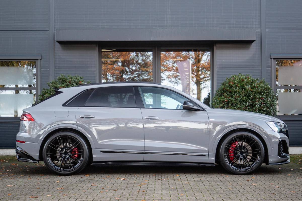 Audi Q8 Audi Q8 60 TFSI e Competition 490pk, Nardo, Full-options 2026