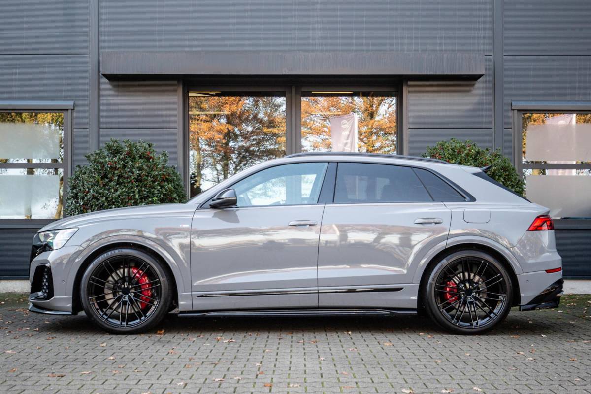 Audi Q8 Audi Q8 60 TFSI e Competition 490pk, Nardo, Full-options 2026