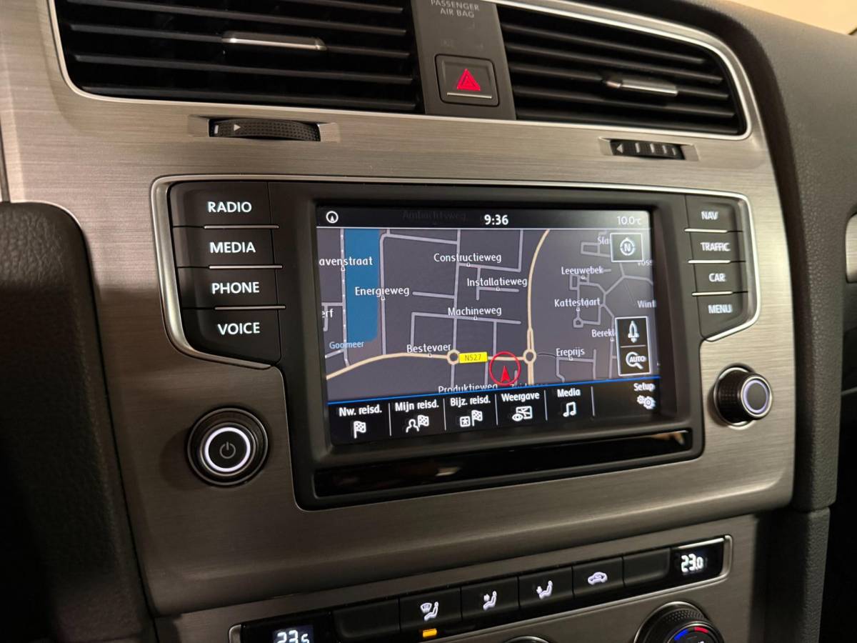 Volkswagen Golf Volkswagen Golf 1.0 TSI Comfortline *DSG Automaat* All-seasons|Cruise|Navi|PDC