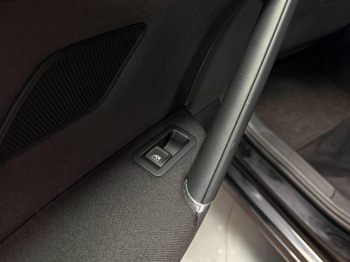 Volkswagen Golf Volkswagen Golf 1.0 TSI Comfortline *DSG Automaat* All-seasons|Cruise|Navi|PDC