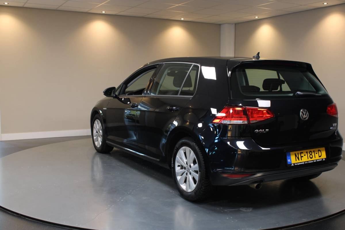 Volkswagen Golf Volkswagen Golf 1.0 TSI Comfortline *DSG Automaat* All-seasons|Cruise|Navi|PDC