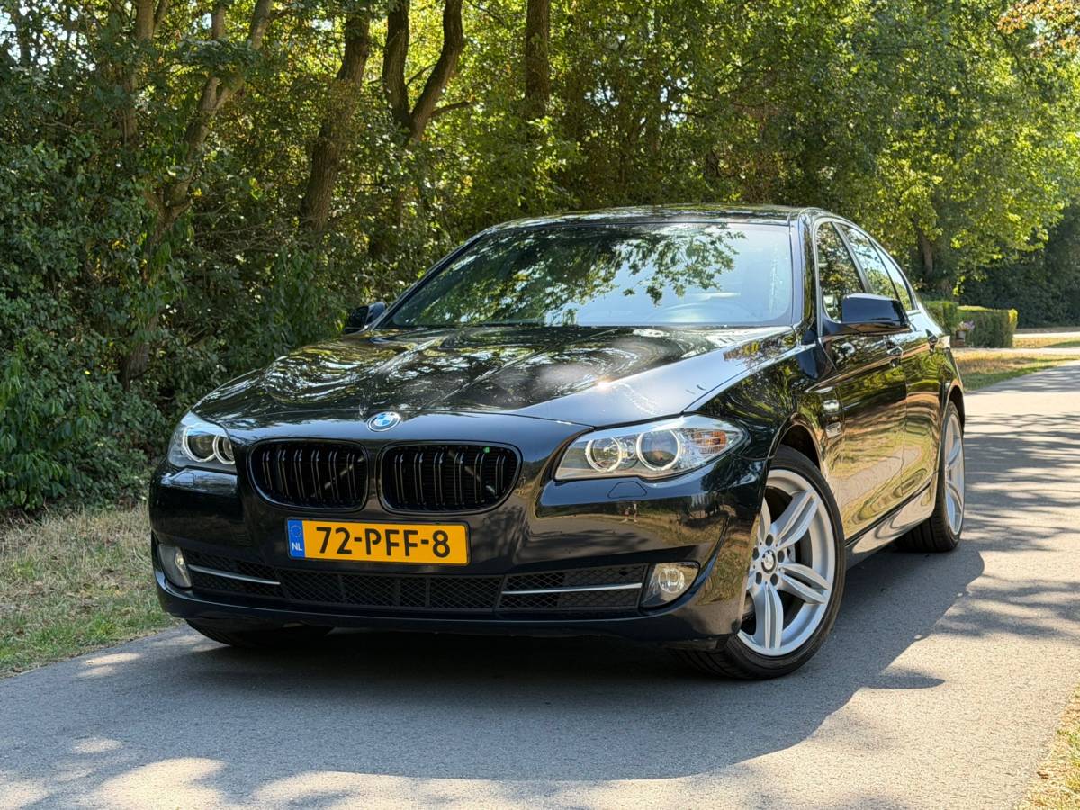 BMW 5 Serie BMW 5-serie 523i | Automaat + Cruise + Clima + Trekhaak Nu € 9.975,-!!!