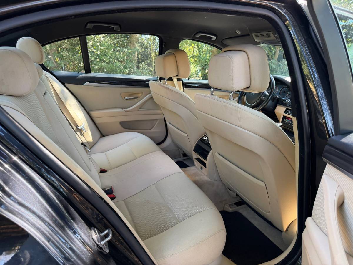 BMW 5 Serie BMW 5-serie 523i | Automaat + Cruise + Clima + Trekhaak Nu € 9.975,-!!!
