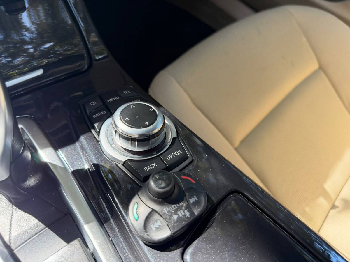 BMW 5 Serie BMW 5-serie 523i | Automaat + Cruise + Clima + Trekhaak Nu € 9.975,-!!!