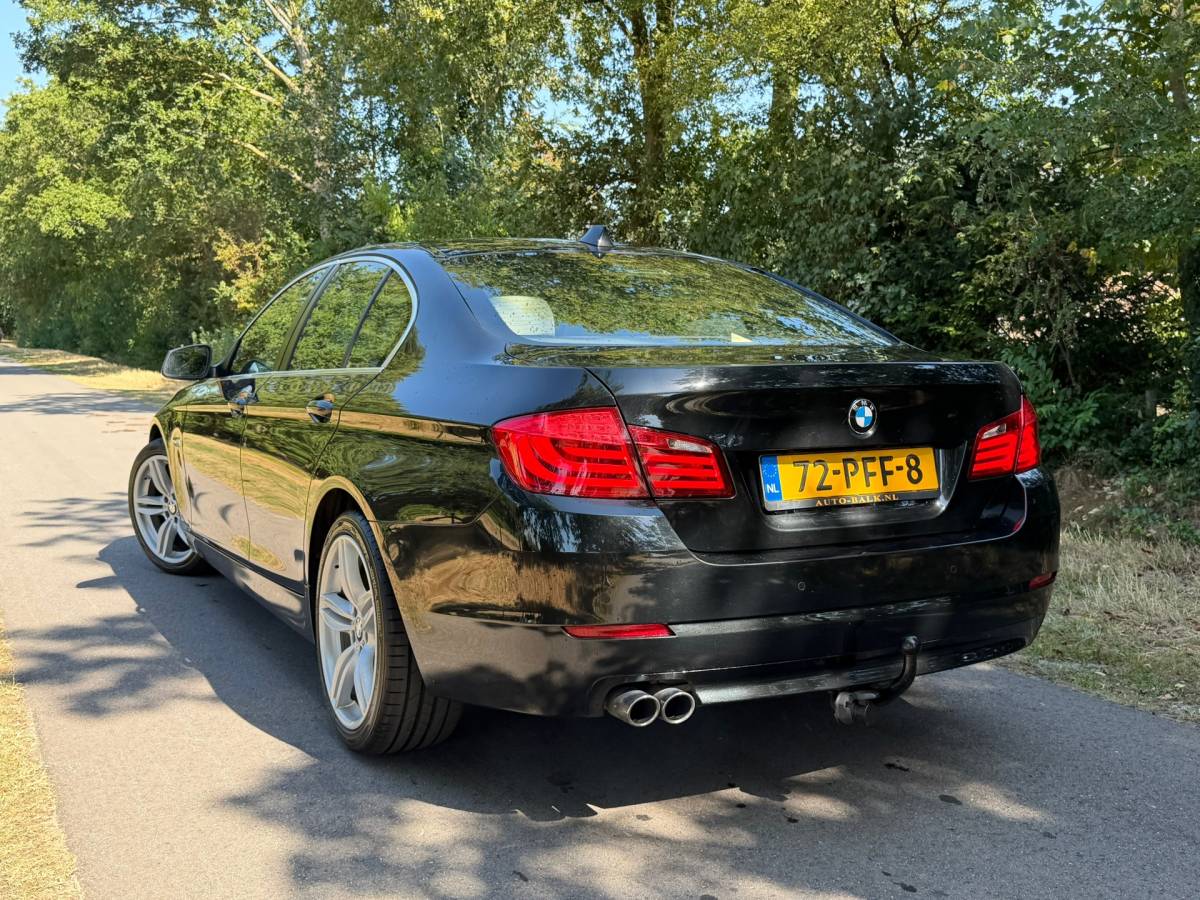 BMW 5 Serie BMW 5-serie 523i | Automaat + Cruise + Clima + Trekhaak Nu € 9.975,-!!!