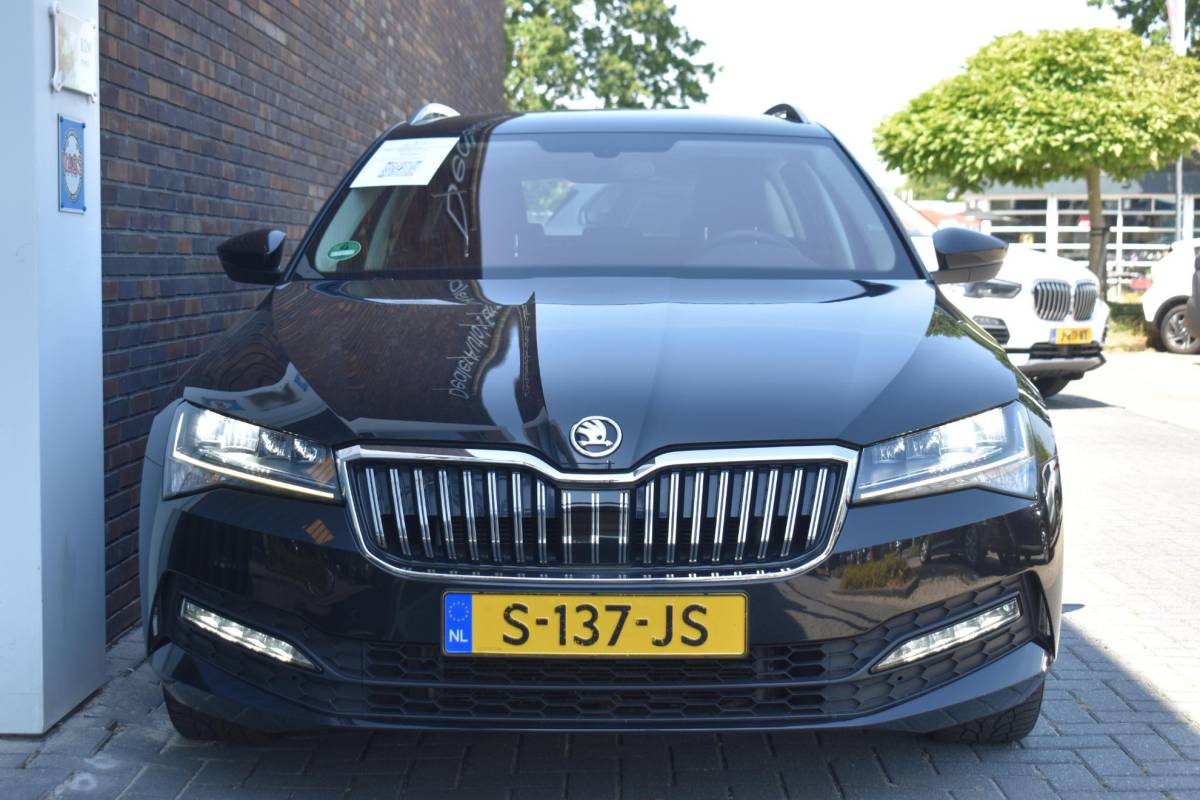 Škoda Superb Skoda Superb Combi 1.5 TSI 150PK ECC LMV NAVI CRUISE