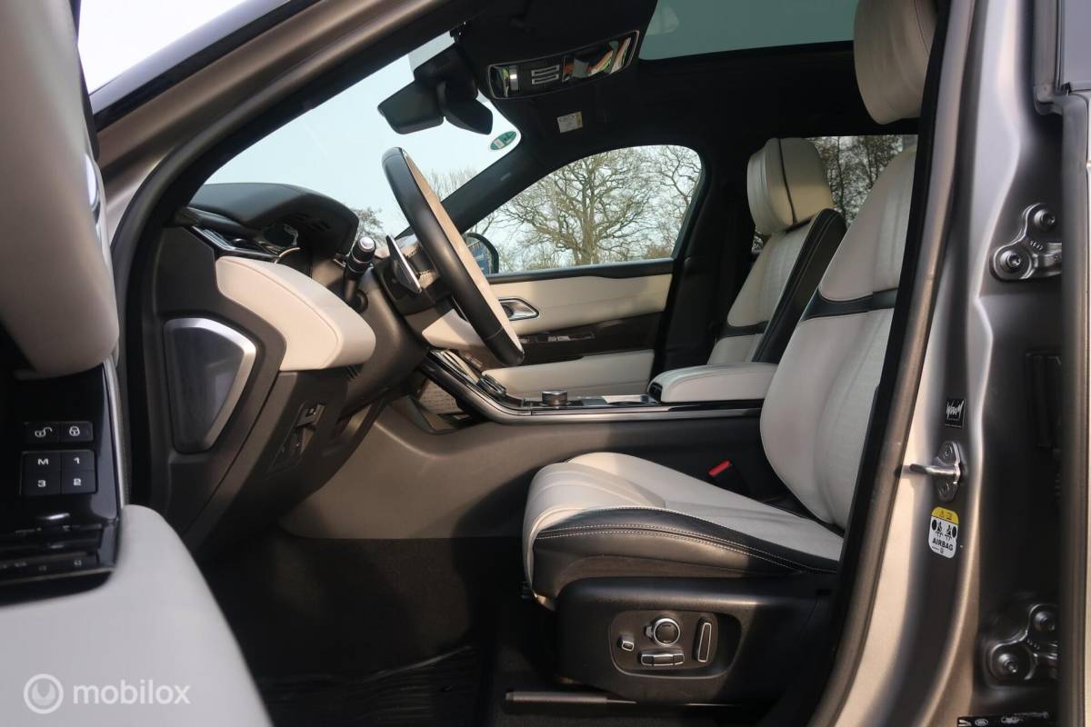 Land Rover Range Rover Velar Land Rover Range Rover Velar 3.0 V6 AWD R-Dynamic HSE