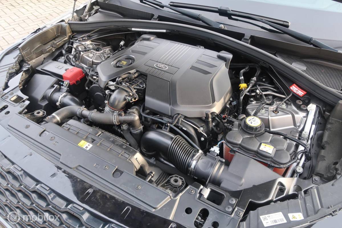 Land Rover Range Rover Velar Land Rover Range Rover Velar 3.0 V6 AWD R-Dynamic HSE