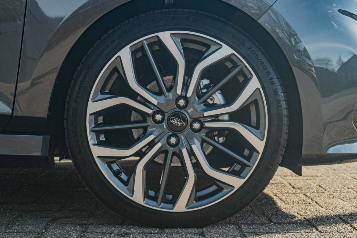 Ford Fiesta Ford FIESTA 1.0 EcoBoost Hybrid ST-Line X / 8.000 km!