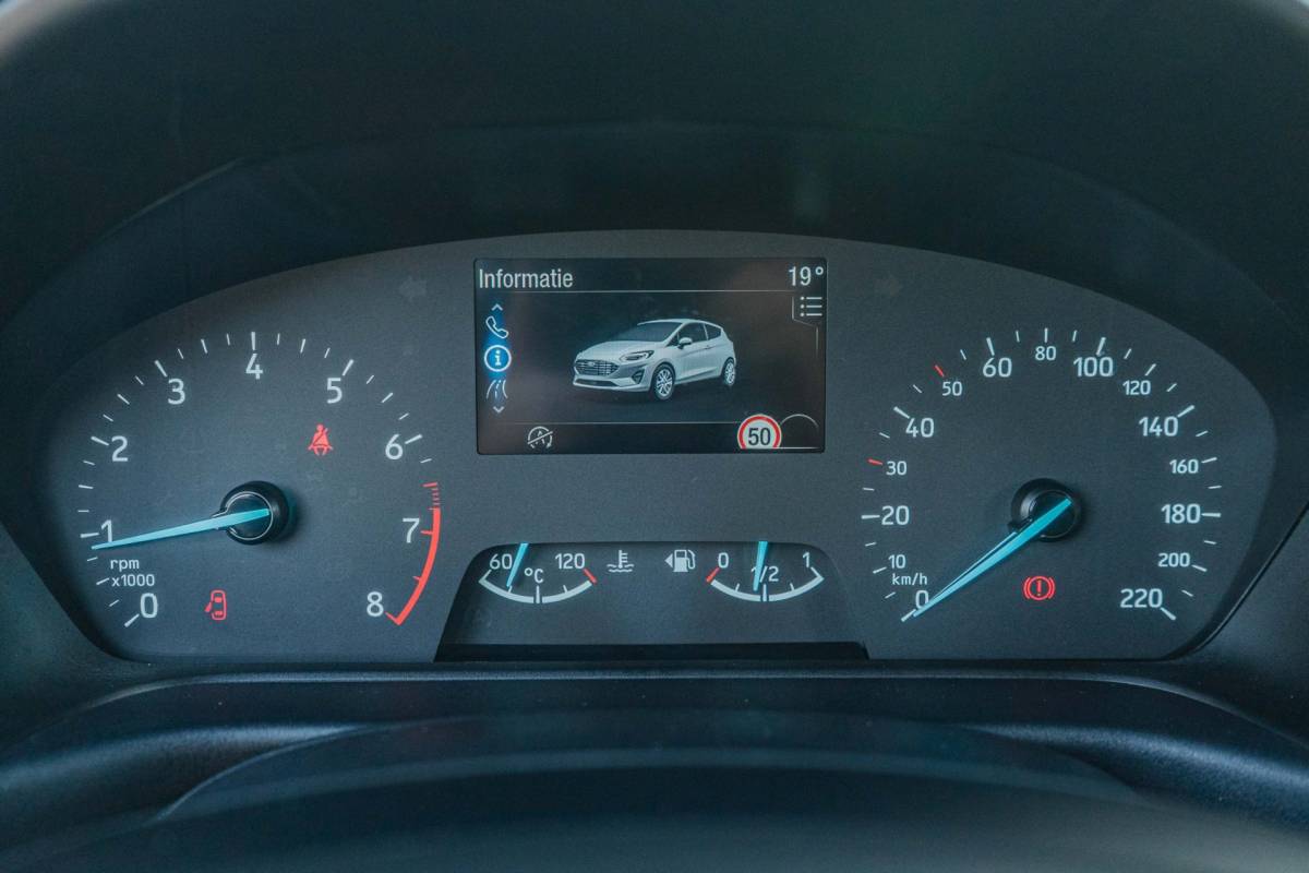 Ford Fiesta Ford FIESTA 1.0 EcoBoost Hybrid ST-Line X / 8.000 km!