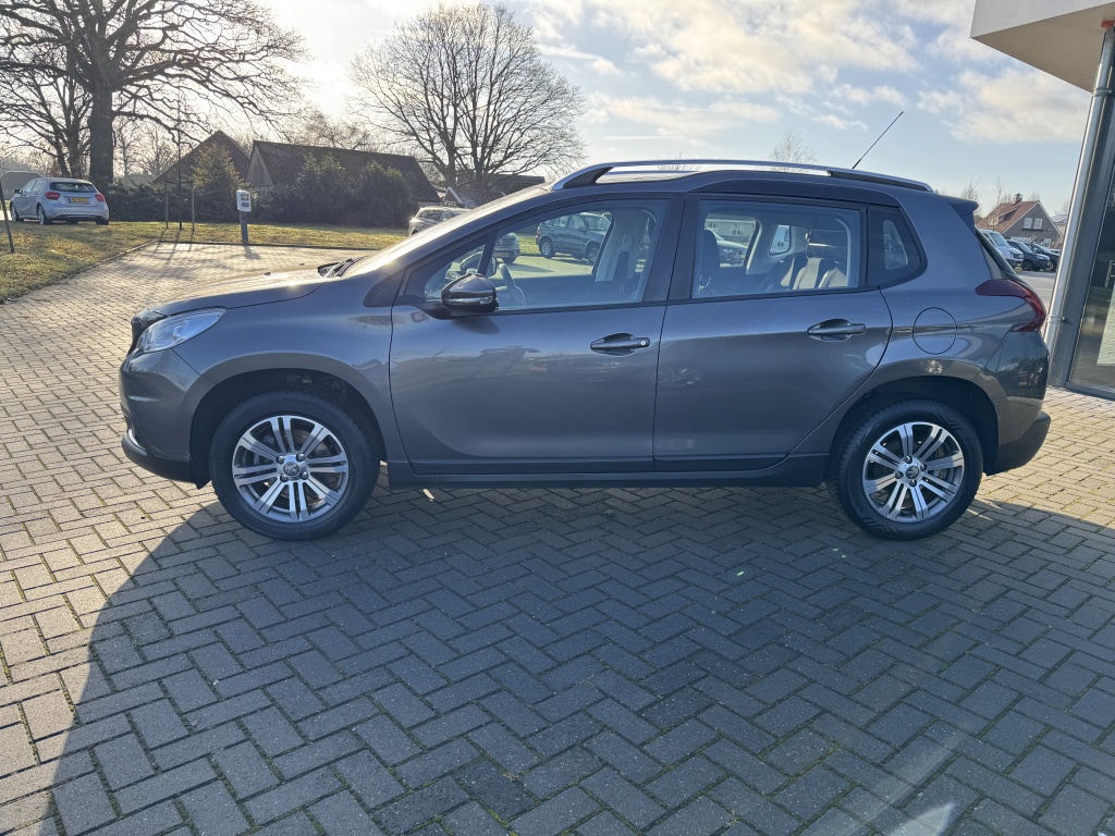 Peugeot 2008 Peugeot 2008 1.2 PureT. Blue Lion
