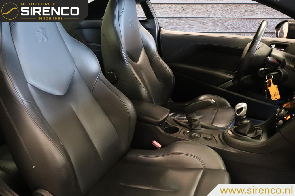 Peugeot RCZ Peugeot RCZ 1.6 200 pk Asphalt | lederen dash + stoelen met memory en stoelverwarming | bluetooth | climate & cruise control | navigatie