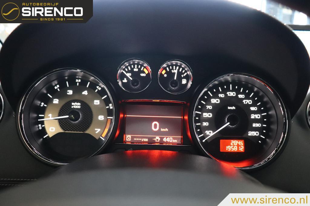 Peugeot RCZ Peugeot RCZ 1.6 200 pk Asphalt | lederen dash + stoelen met memory en stoelverwarming | bluetooth | climate & cruise control | navigatie