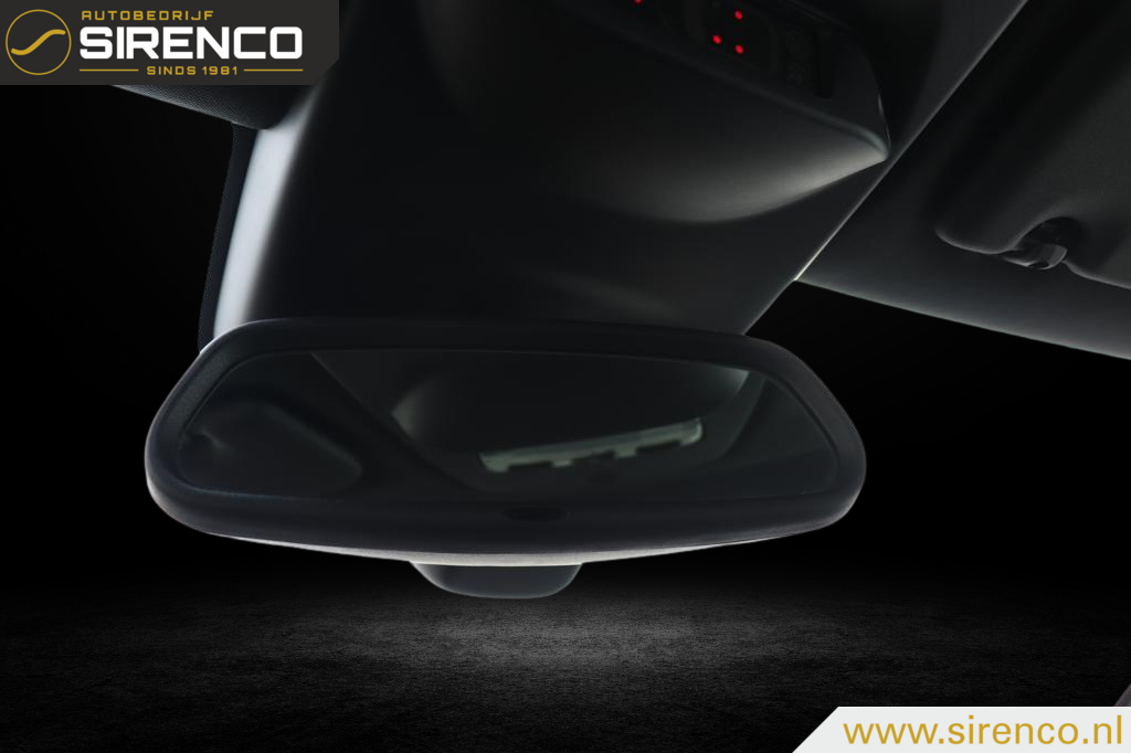 Peugeot RCZ Peugeot RCZ 1.6 200 pk Asphalt | lederen dash + stoelen met memory en stoelverwarming | bluetooth | climate & cruise control | navigatie