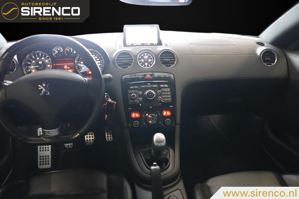 Peugeot RCZ Peugeot RCZ 1.6 200 pk Asphalt | lederen dash + stoelen met memory en stoelverwarming | bluetooth | climate & cruise control | navigatie