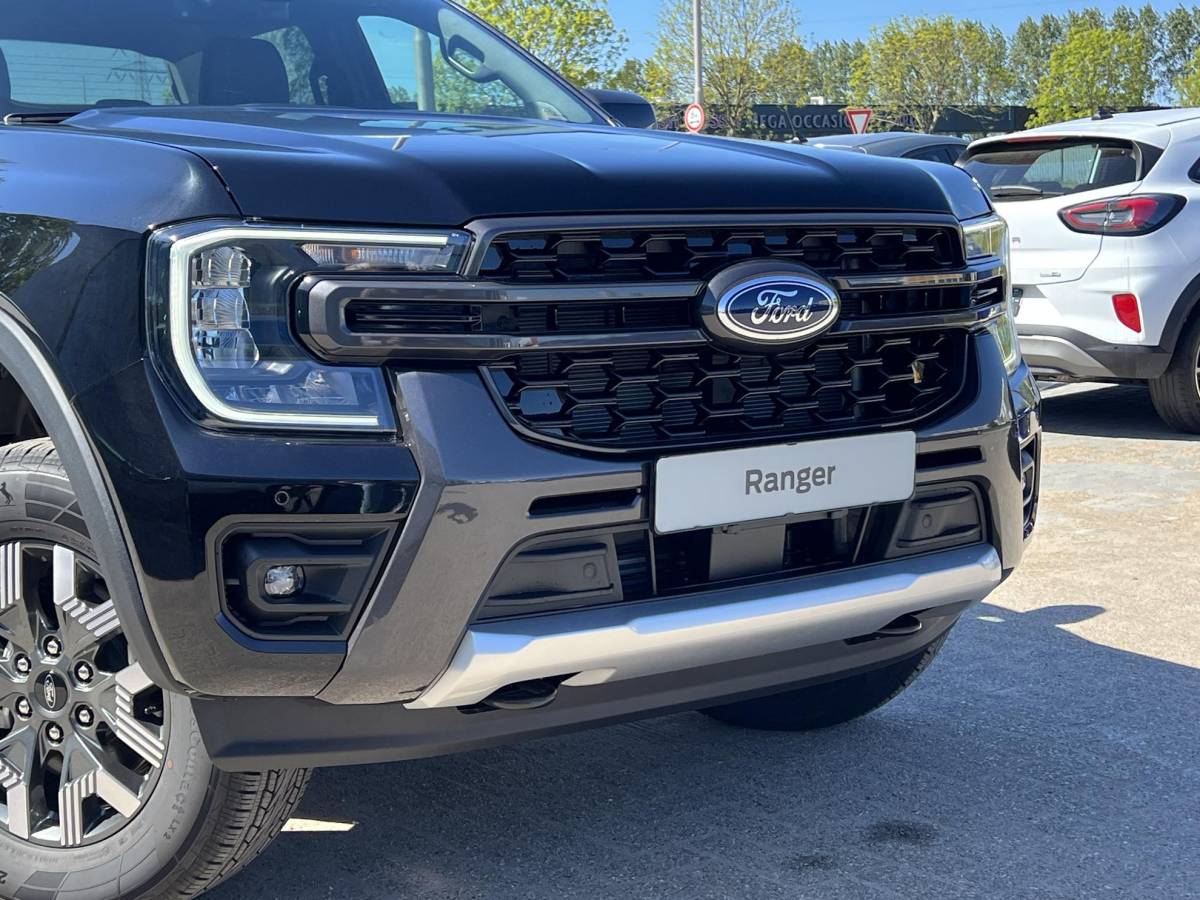 Ford Ranger Ford Ranger 2.3 PHEV Wildtrak Double Cab | 281pk |  5 persoons! | Technology Pack Plus Trailer | Cargo Area Pack | Power Rollertop | Prijs excl. BTW incl. BPM | laadkabel mode 3 16A