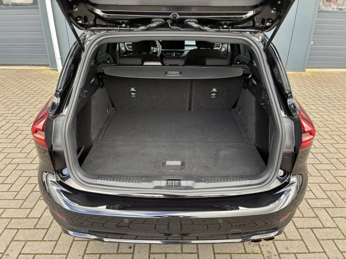 Ford Focus Ford Focus Wagon 1.0 EcoBoost 125 PK Hybrid ST Line | CARPLAY | NAVI | 32000 KM!!!