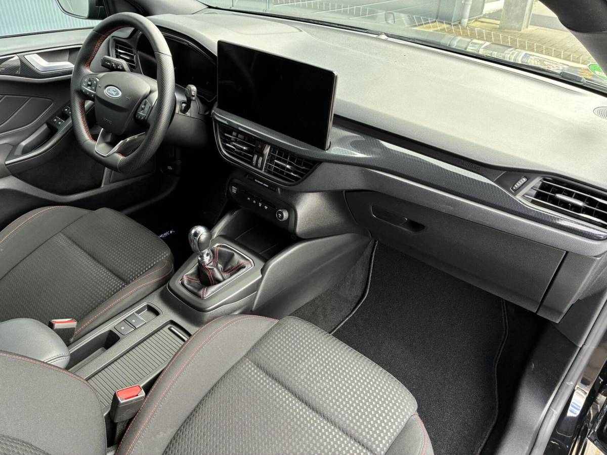 Ford Focus Ford Focus Wagon 1.0 EcoBoost 125 PK Hybrid ST Line | CARPLAY | NAVI | 32000 KM!!!