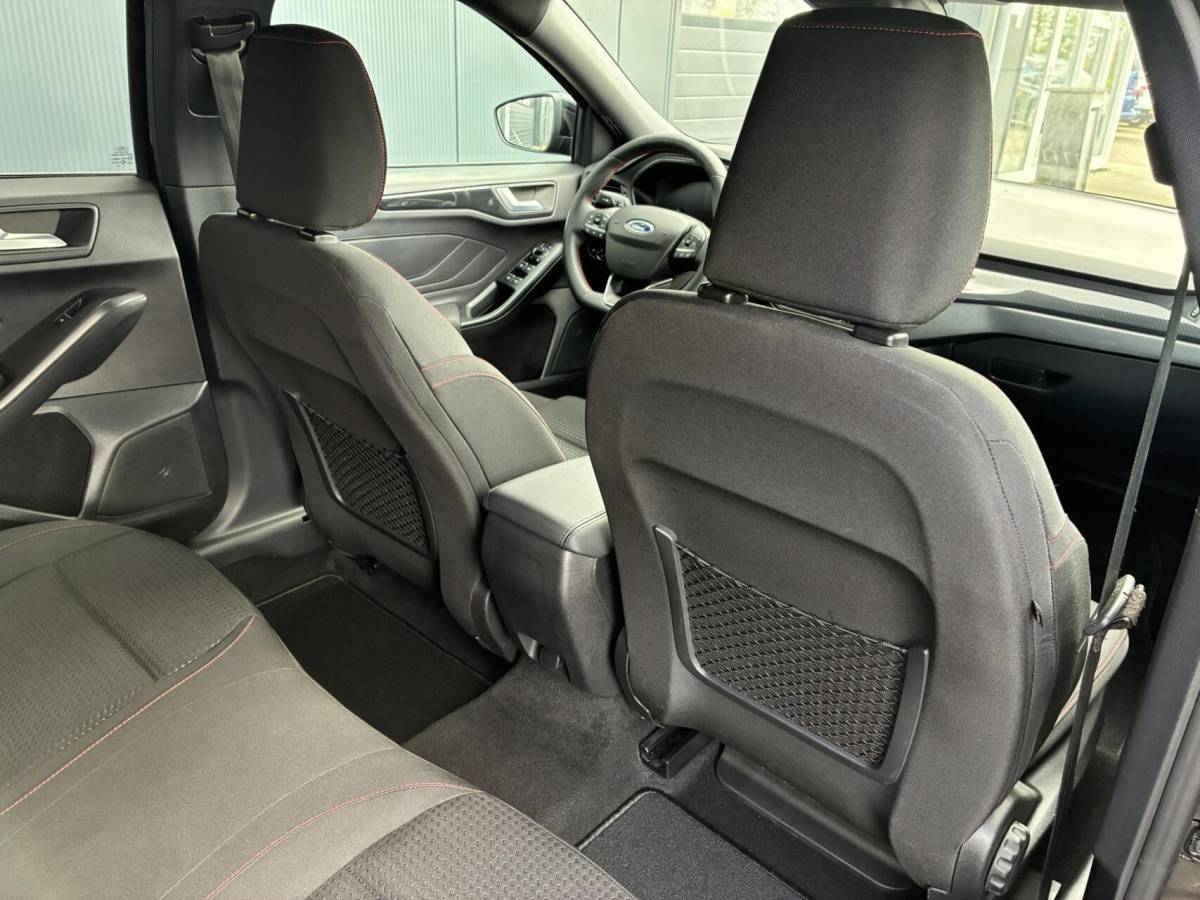 Ford Focus Ford Focus Wagon 1.0 EcoBoost 125 PK Hybrid ST Line | CARPLAY | NAVI | 32000 KM!!!