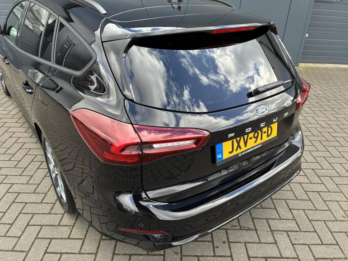 Ford Focus Ford Focus Wagon 1.0 EcoBoost 125 PK Hybrid ST Line | CARPLAY | NAVI | 32000 KM!!!
