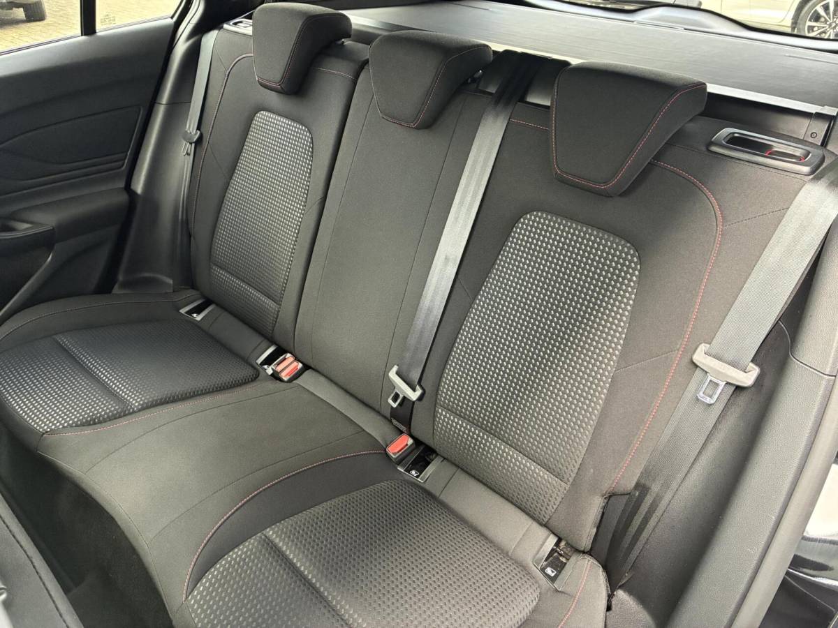 Ford Focus Ford Focus Wagon 1.0 EcoBoost 125 PK Hybrid ST Line | CARPLAY | NAVI | 32000 KM!!!