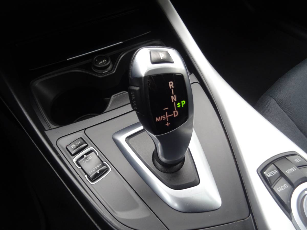 BMW 1 Serie BMW 1-serie 116i Limited Edition * OPEN DAK * PDC * GR NAVIGATIE !!